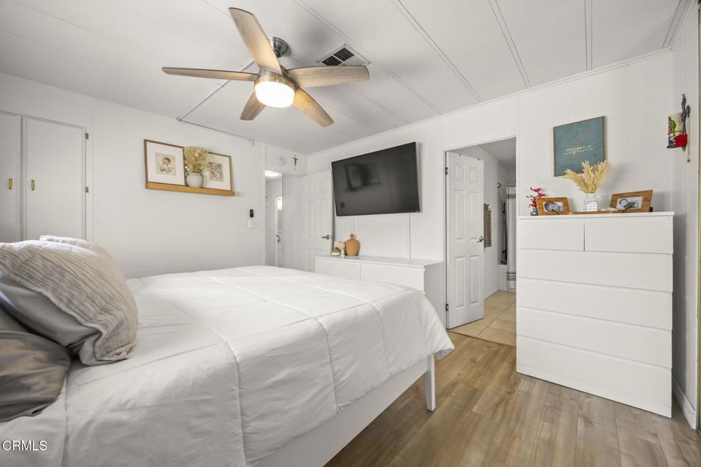 MLS #V1-31111 image #30