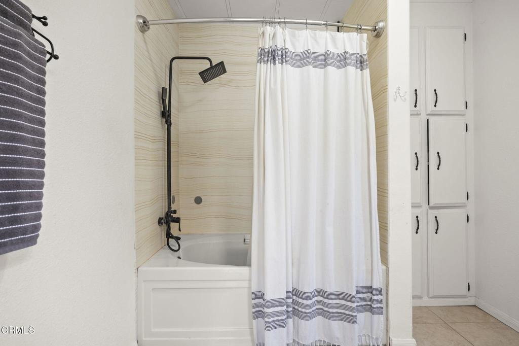 MLS #V1-31111 image #32