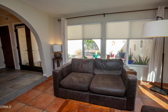 MLS #V1-31184 image #15