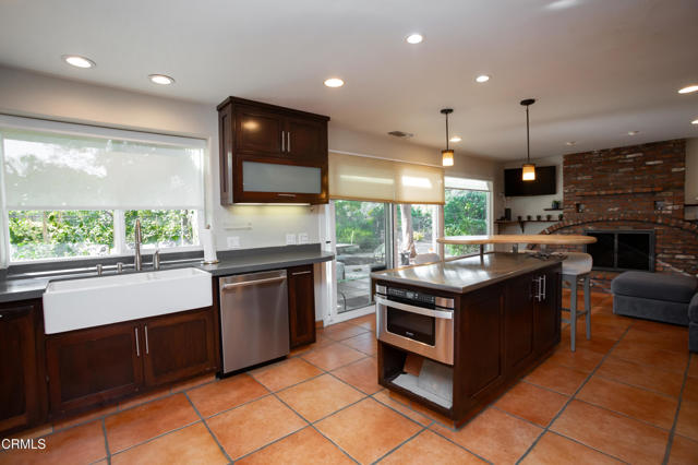 MLS #V1-31184 image #24