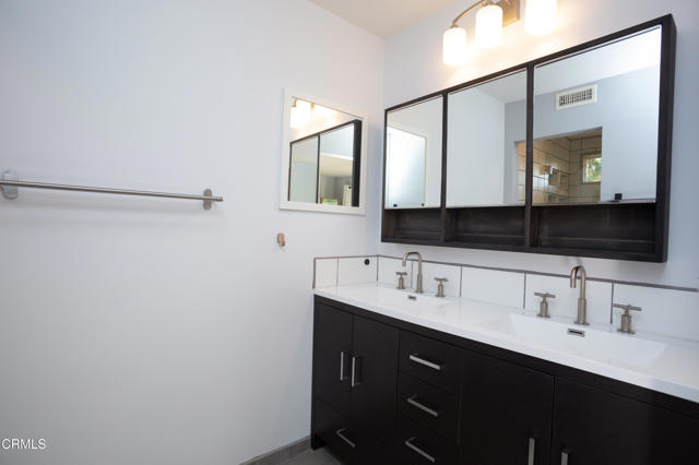 MLS #V1-31184 image #45