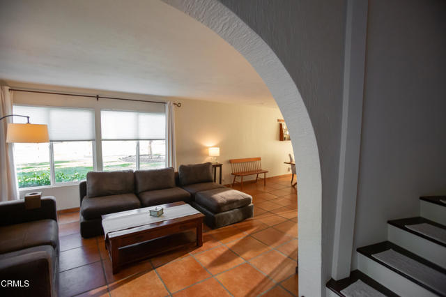 MLS #V1-31184 image #8