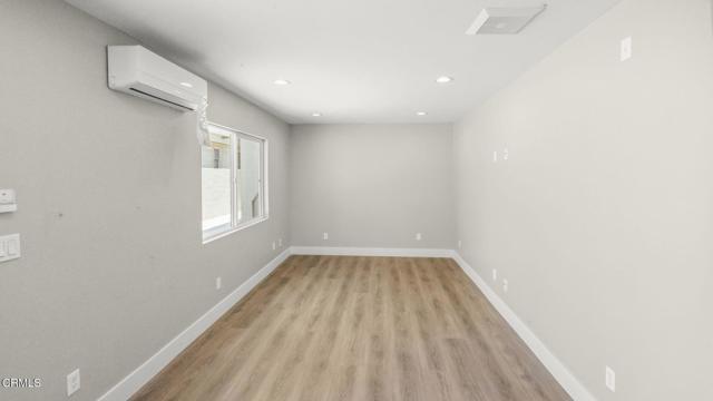 MLS #V1-31210 image #28