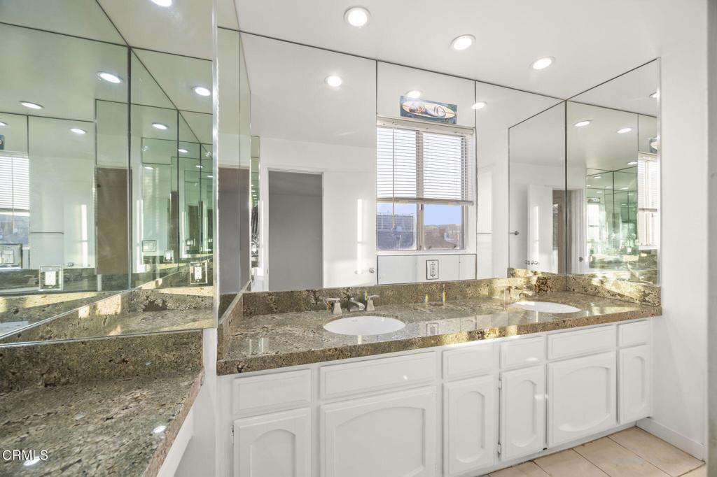 MLS #V1-31221 image #23