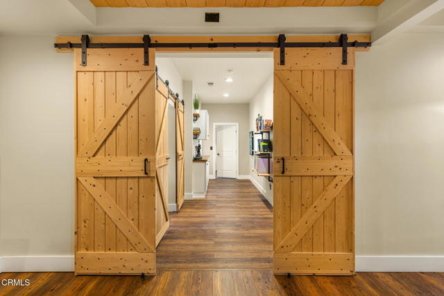 MLS #V1-31284 image #13