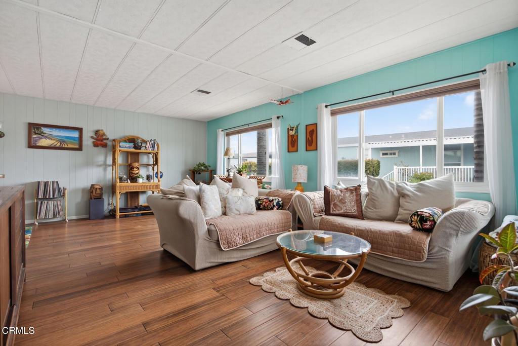 MLS #V1-31297 image #3