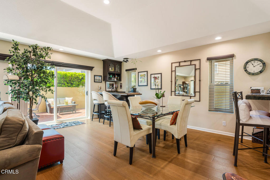 MLS #V1-31345 image #10