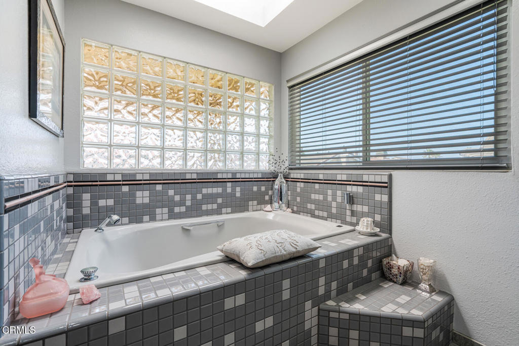 MLS #V1-31345 image #34