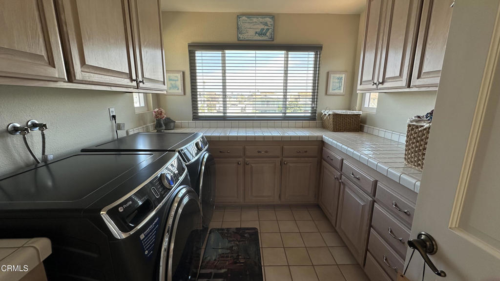 MLS #V1-31345 image #39