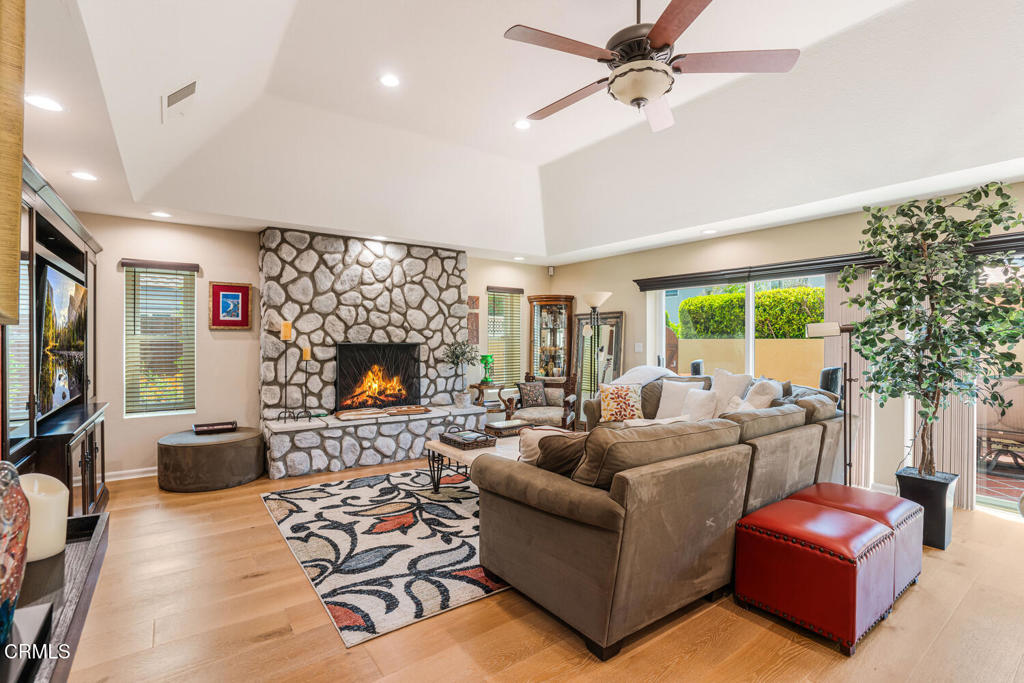 MLS #V1-31345 image #6