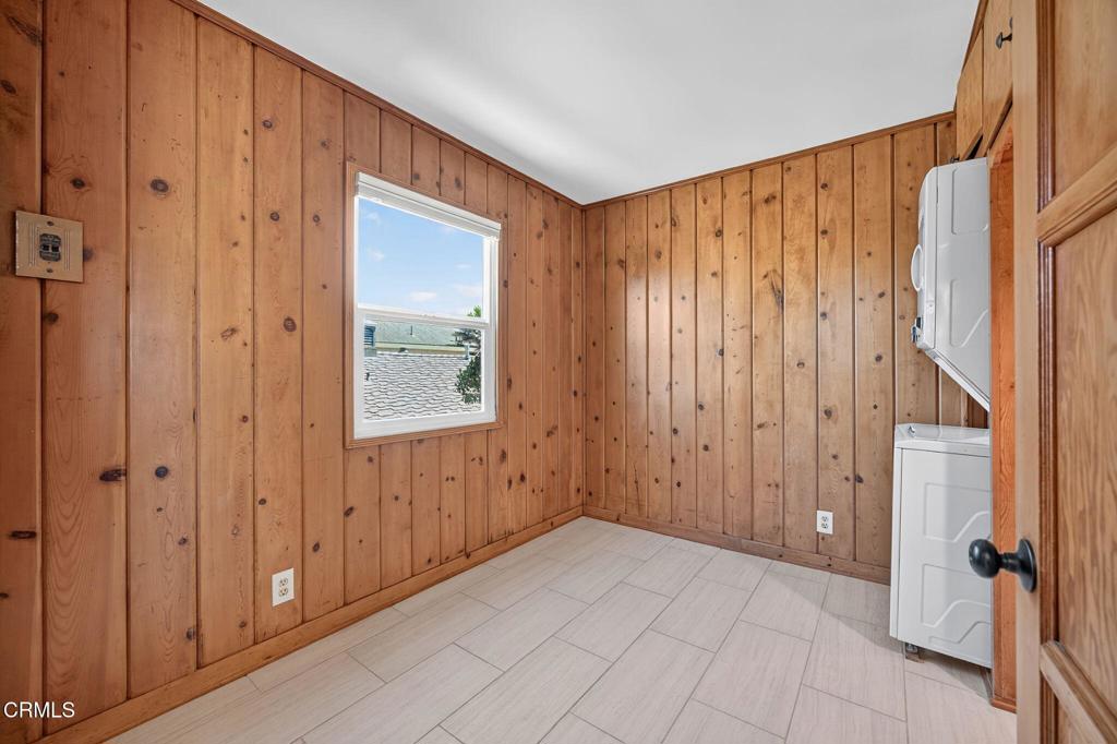 MLS #V1-31404 image #24