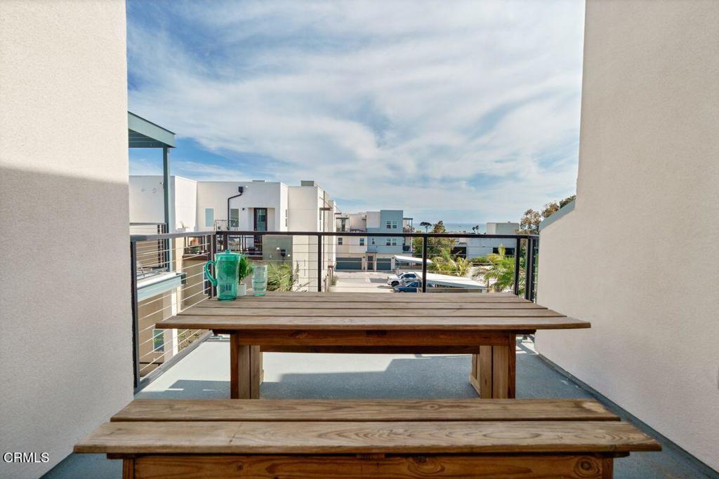 MLS #V1-31439 image #25