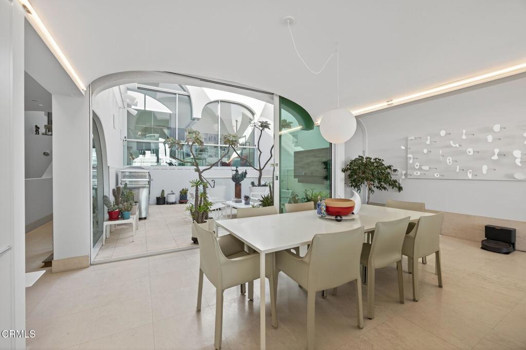 MLS #V1-31449 image #10