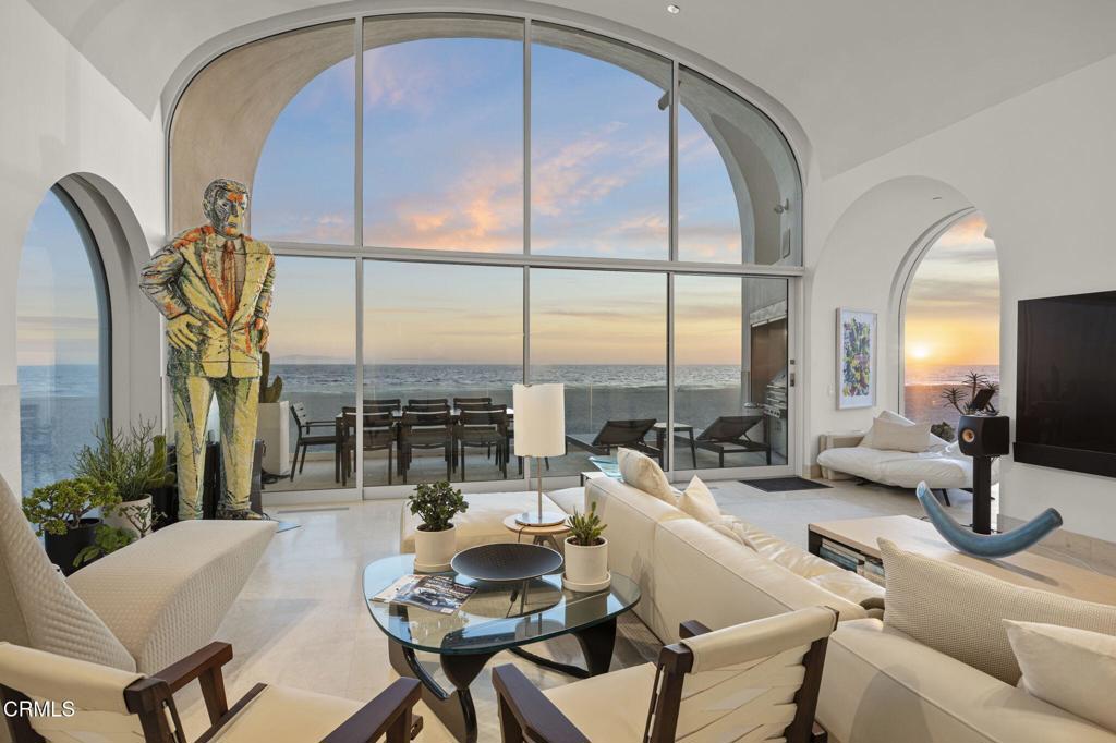 MLS #V1-31449 image #2