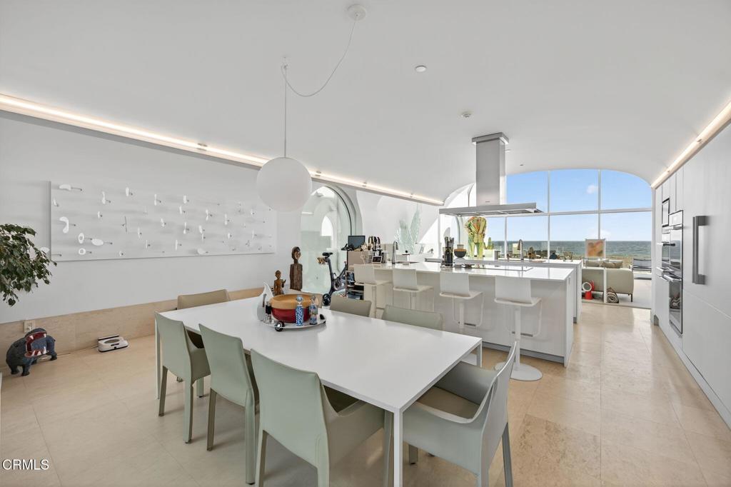 MLS #V1-31449 image #9