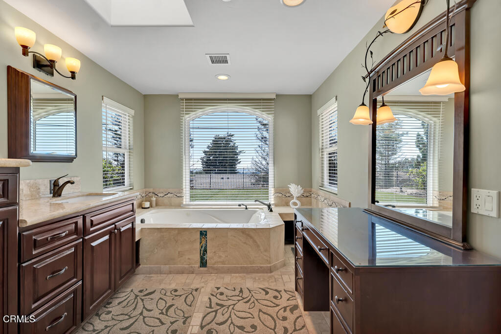 MLS #V1-31495 image #29