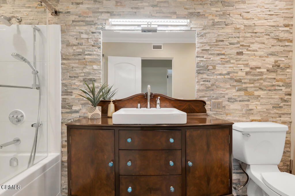 MLS #V1-31495 image #57