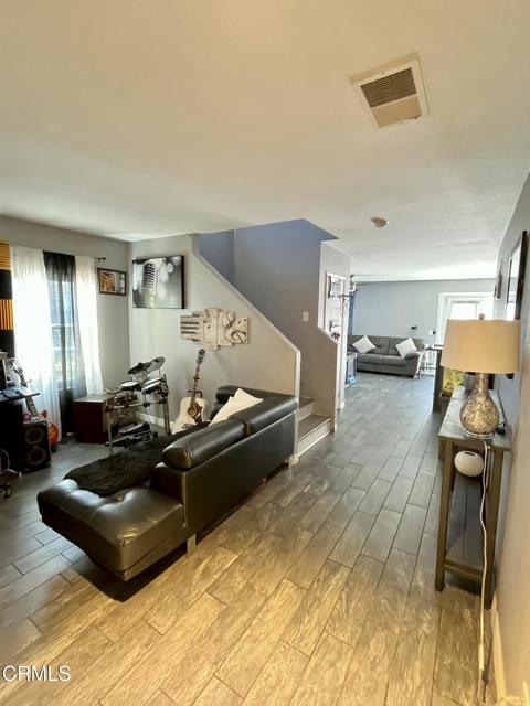 MLS #V1-31515 image #1