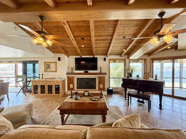 MLS #V1-31558 image #3