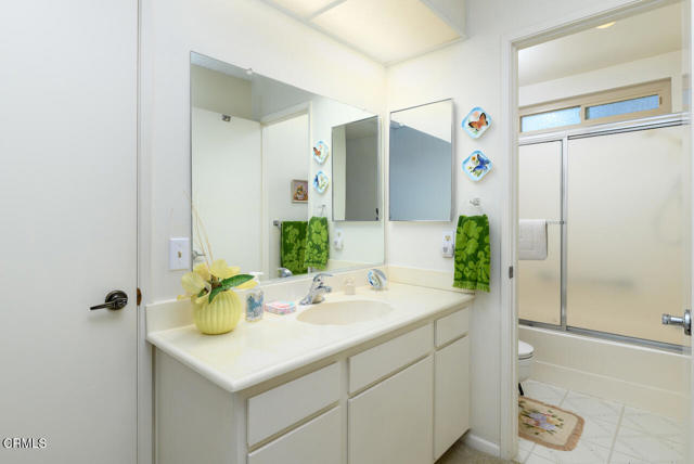 MLS #V1-31564 image #9