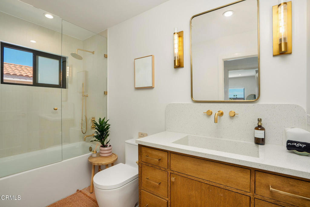 MLS #V1-31659 image #10