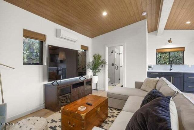 MLS #V1-31668 image #21