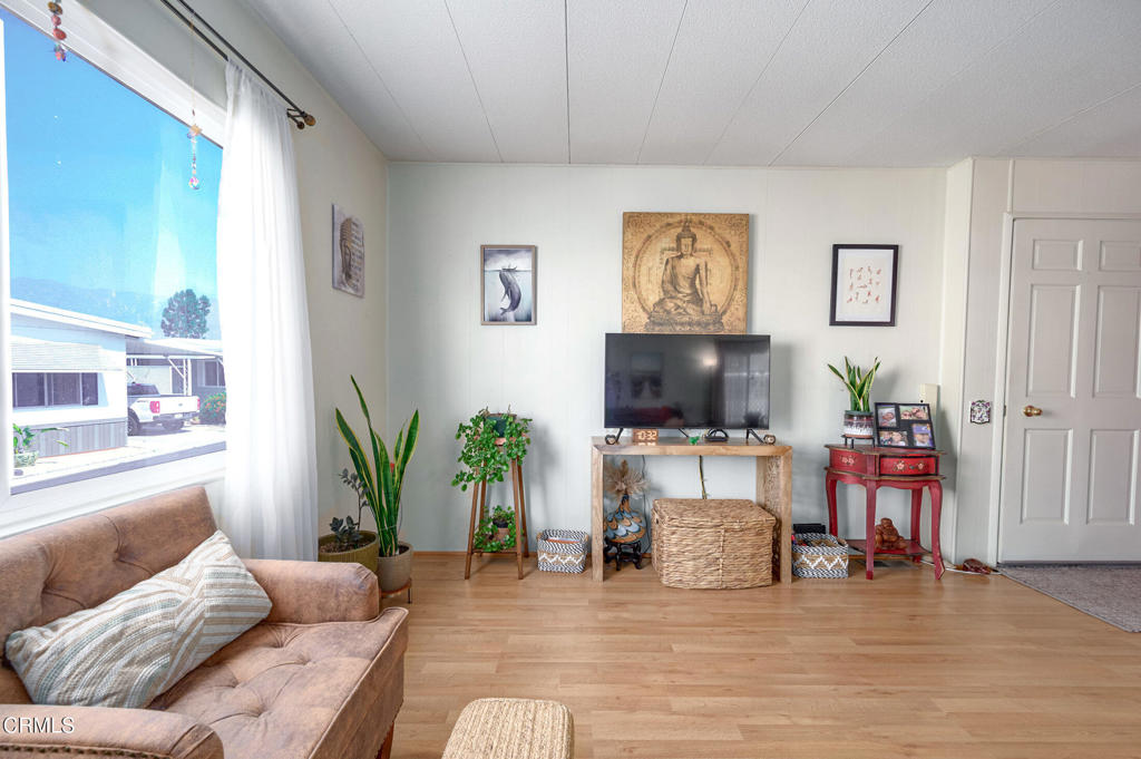 MLS #V1-31704 image #8