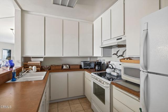 MLS #V1-31711 image #3