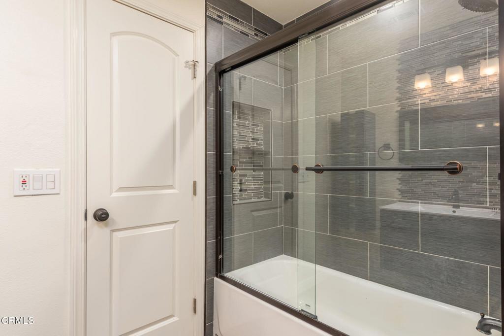 MLS #V1-31726 image #19