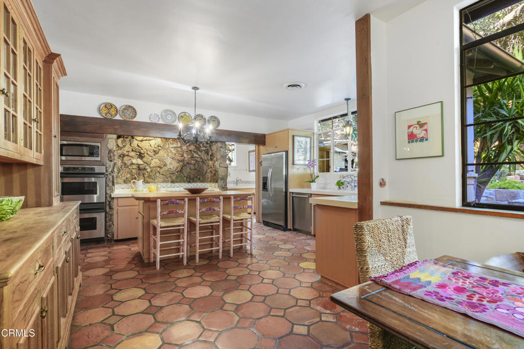 MLS #V1-31732 image #11