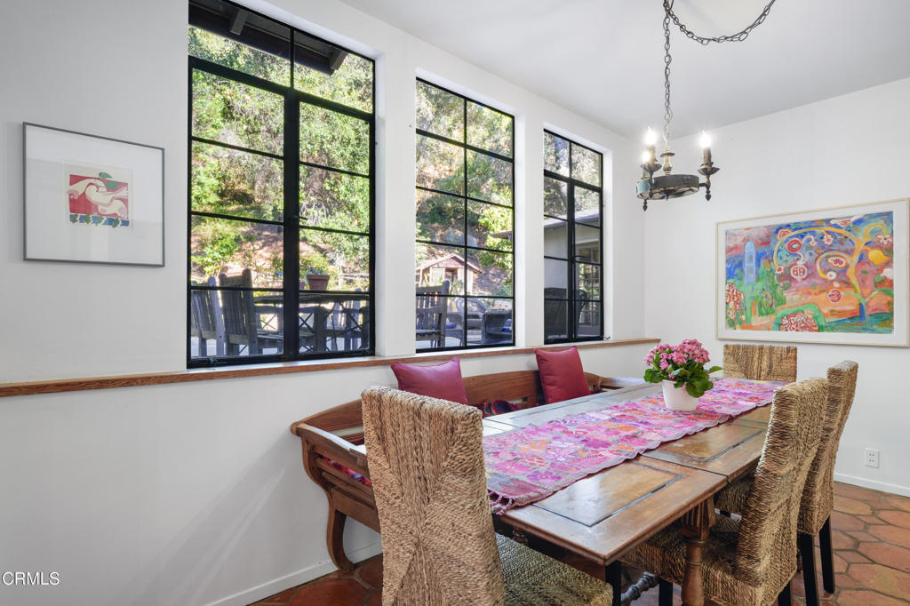 MLS #V1-31732 image #12