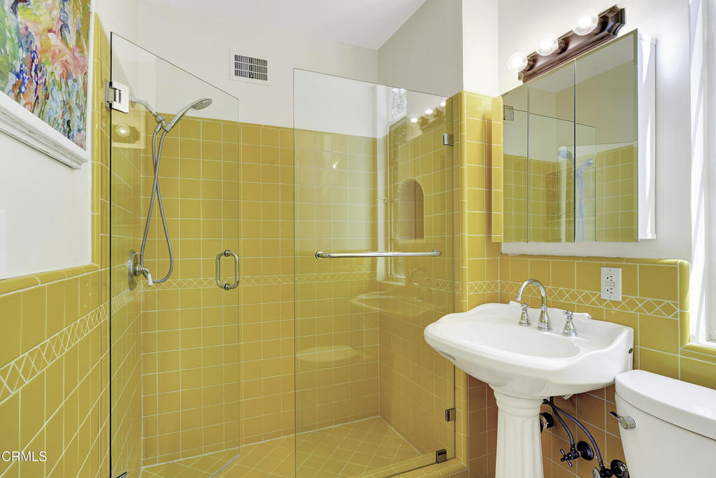 MLS #V1-31732 image #22