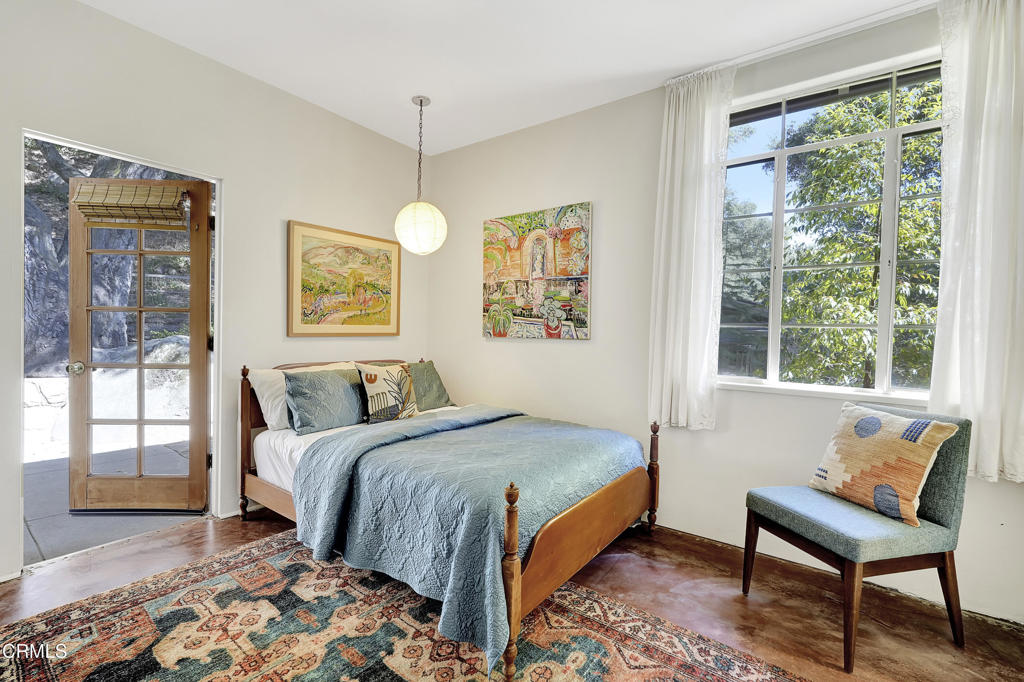 MLS #V1-31732 image #25