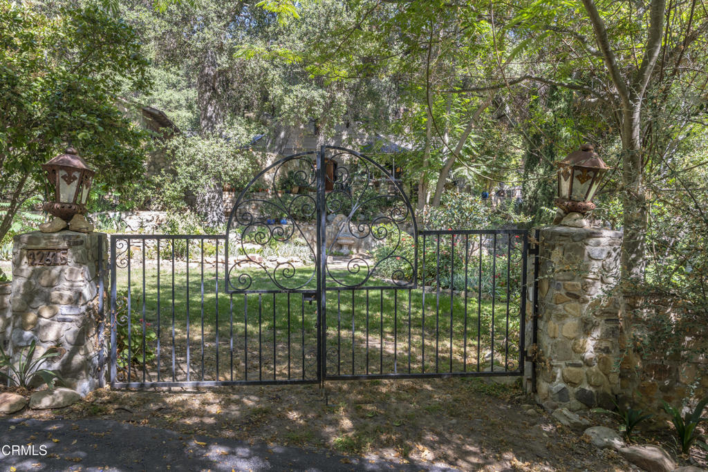 MLS #V1-31732 image #34