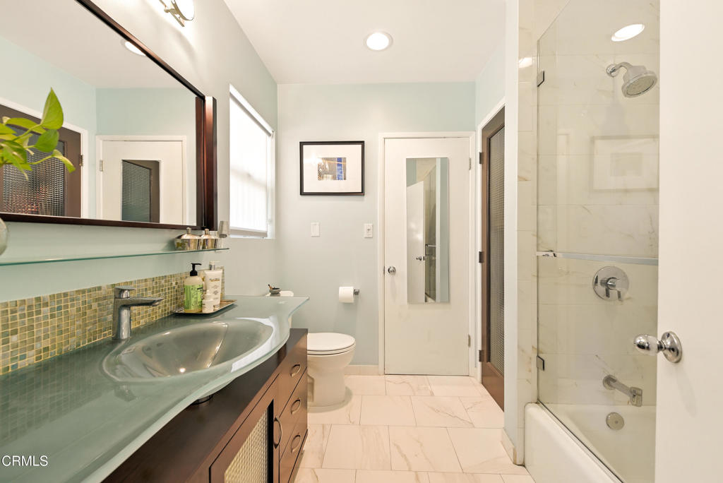 MLS #V1-31772 image #27