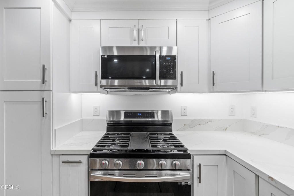 MLS #V1-31773 image #11