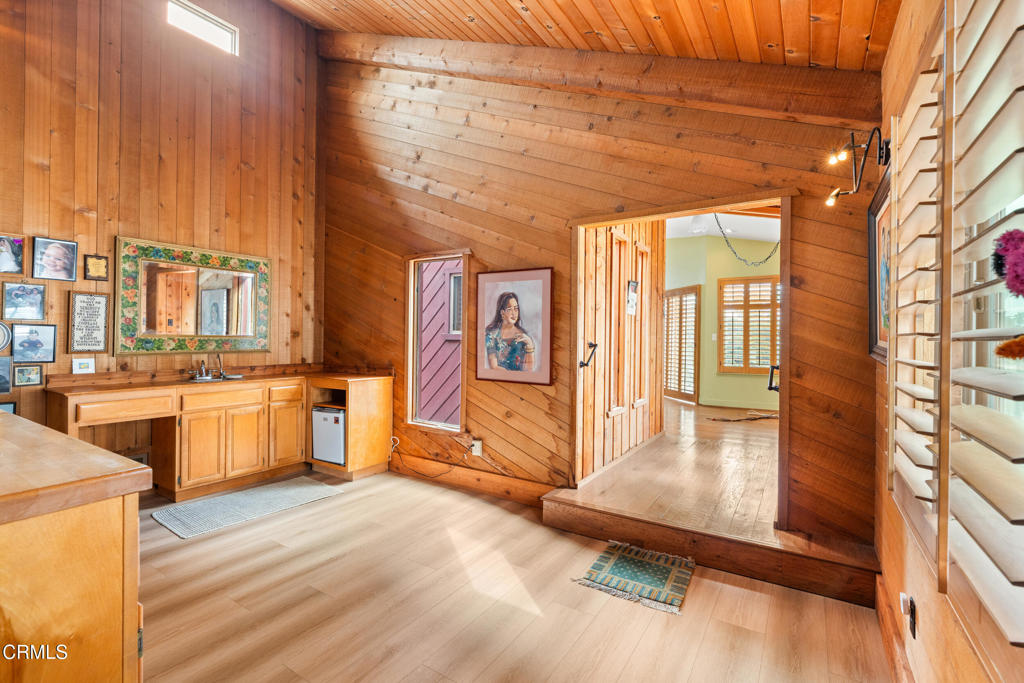 MLS #V1-31773 image #16