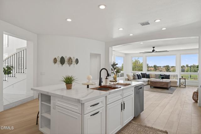 MLS #V1-31782 image #18