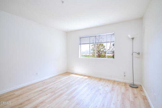 MLS #V1-31790 image #29