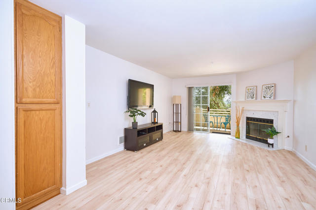 MLS #V1-31790 image #8