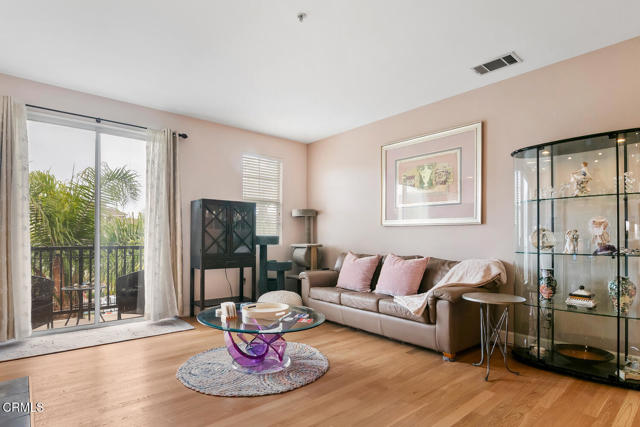 MLS #V1-31835 image #4