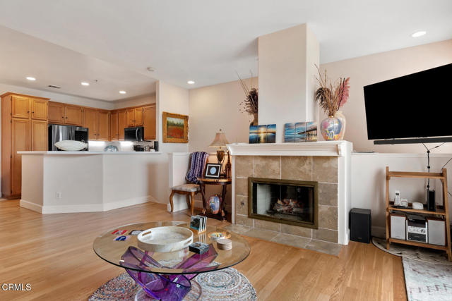 MLS #V1-31835 image #5