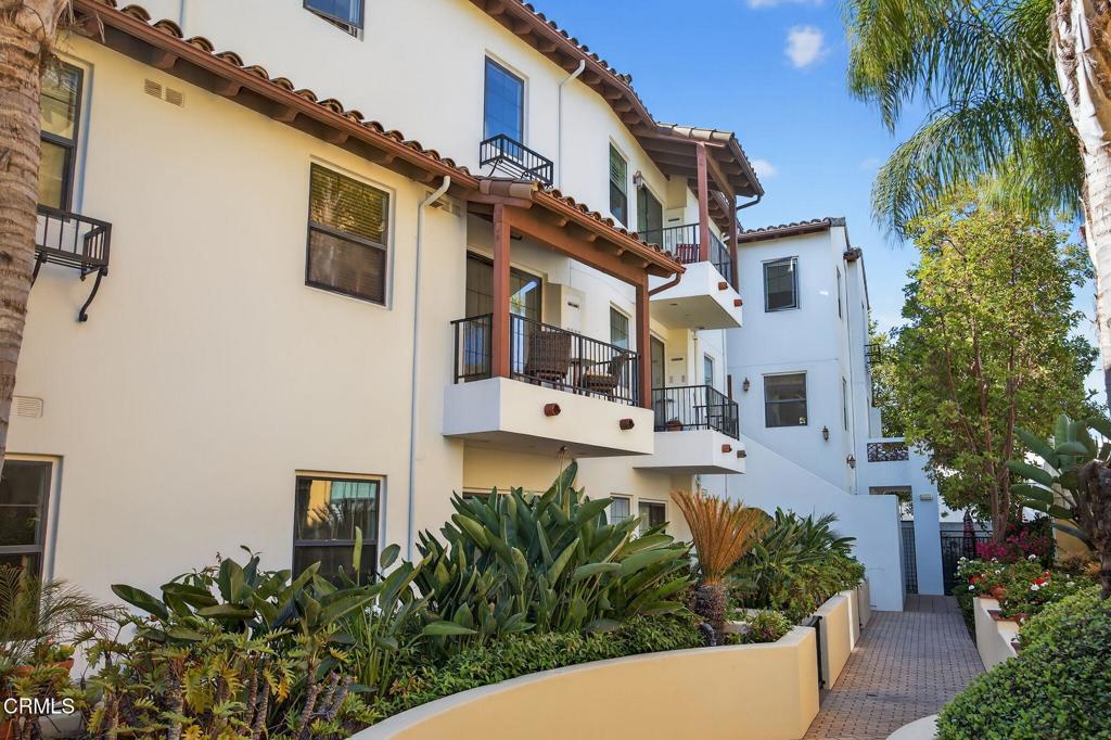 MLS #V1-31875 image #2