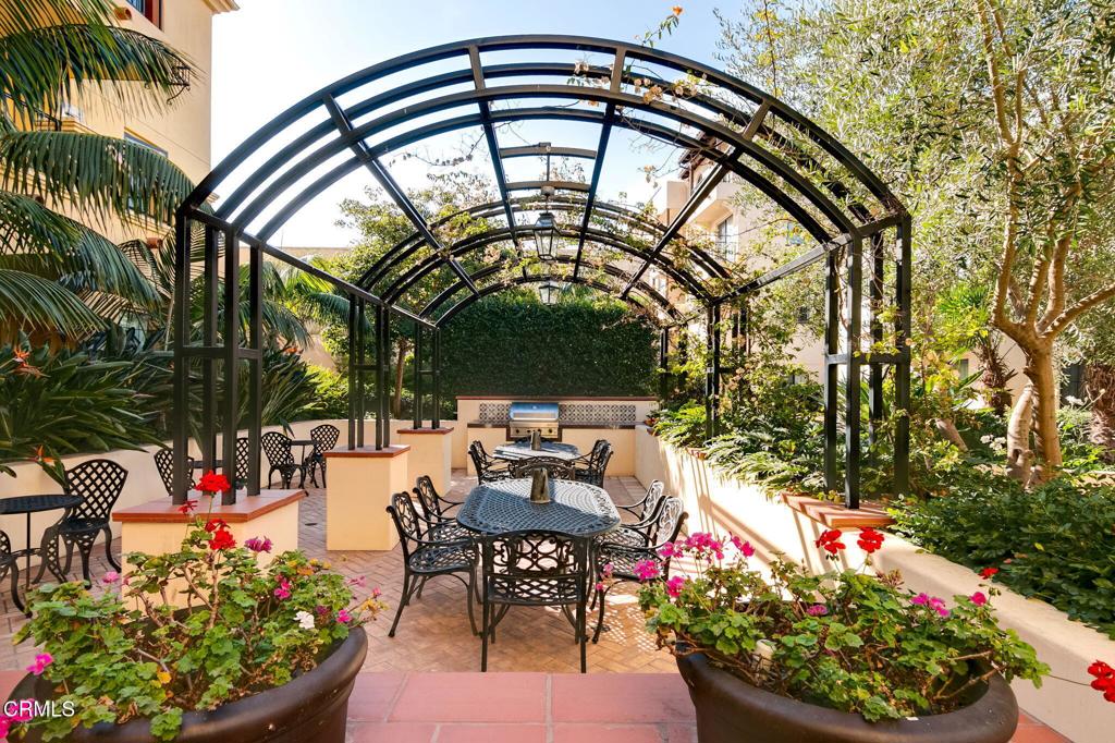 MLS #V1-31875 image #24