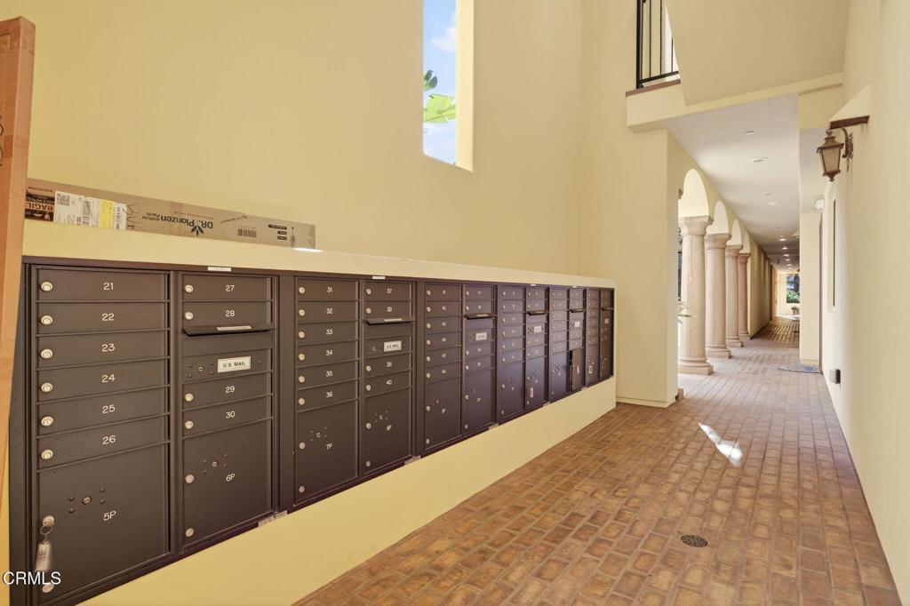 MLS #V1-31875 image #27