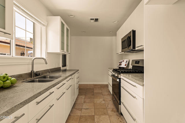 MLS #V1-31938 image #4