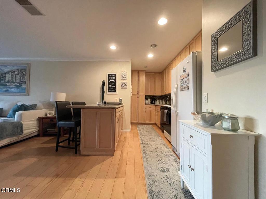 MLS #V1-31961 image #9