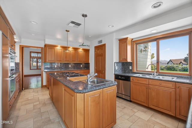 MLS #V1-31982 image #16