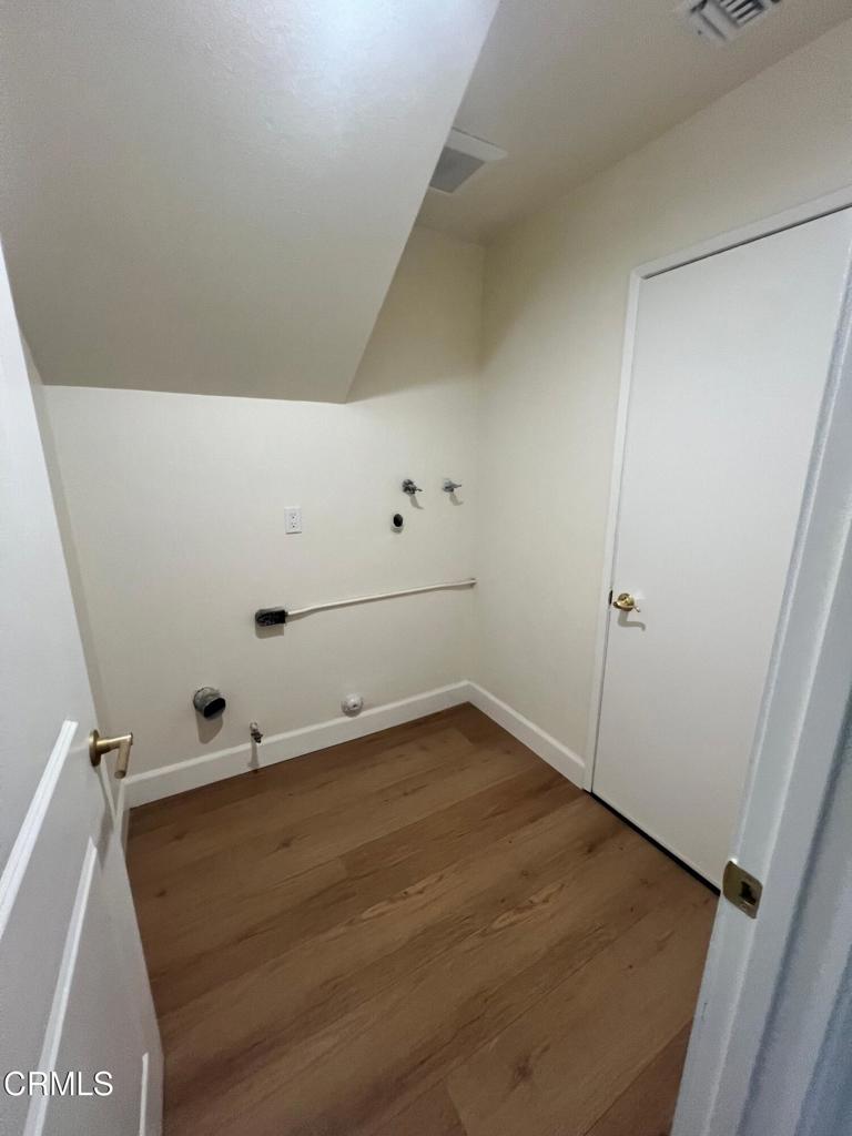 MLS #V1-32058 image #9