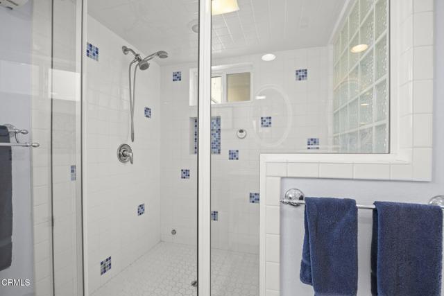 MLS #V1-32084 image #24